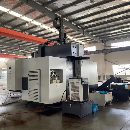 出售:2015年海天V125F，1.25米车铣复合中心.安装少用。