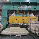 急售：框架式新款2000吨液压机，天津锻压产，新款，台面4.2米乘2.