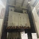 库房出售：闭式四点多连杆1800吨一台。